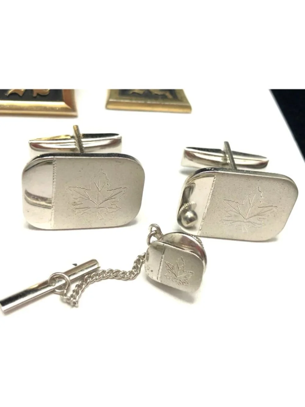 VINTAGE LOT OF CUFF LINKS AND TIE TACS - SWANK, SHIELDS, HICKOK, DANTE
